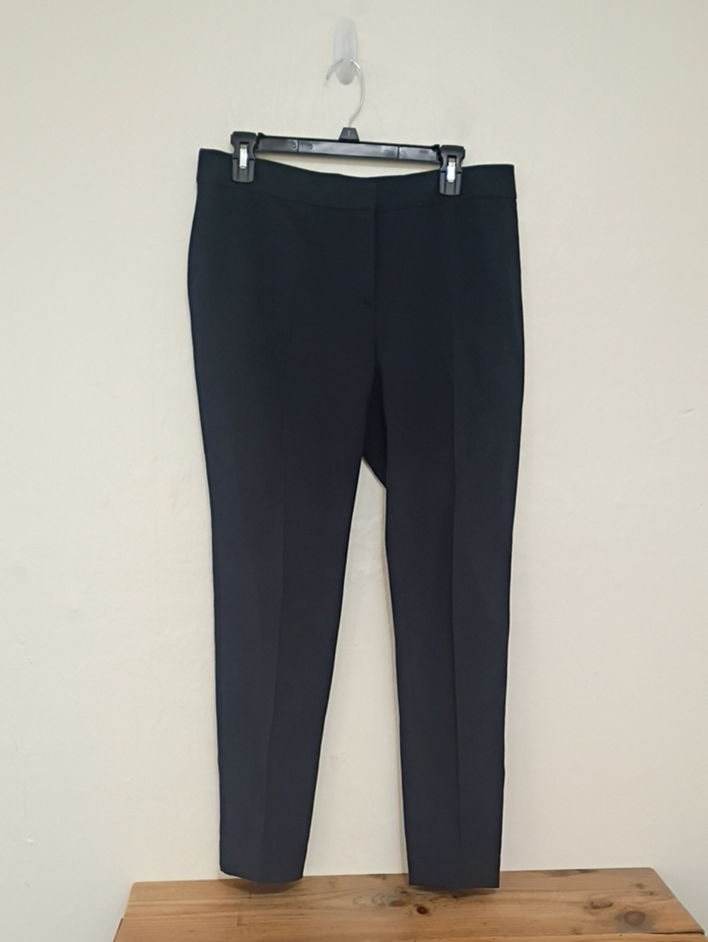 Akris Punto Navy High Waist Seamed Slim Ankle Pants US Size 10 NWOT